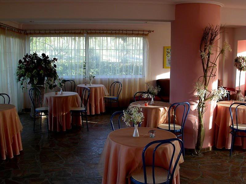 Hôtel Maria Louiza à Pefki  Extérieur photo